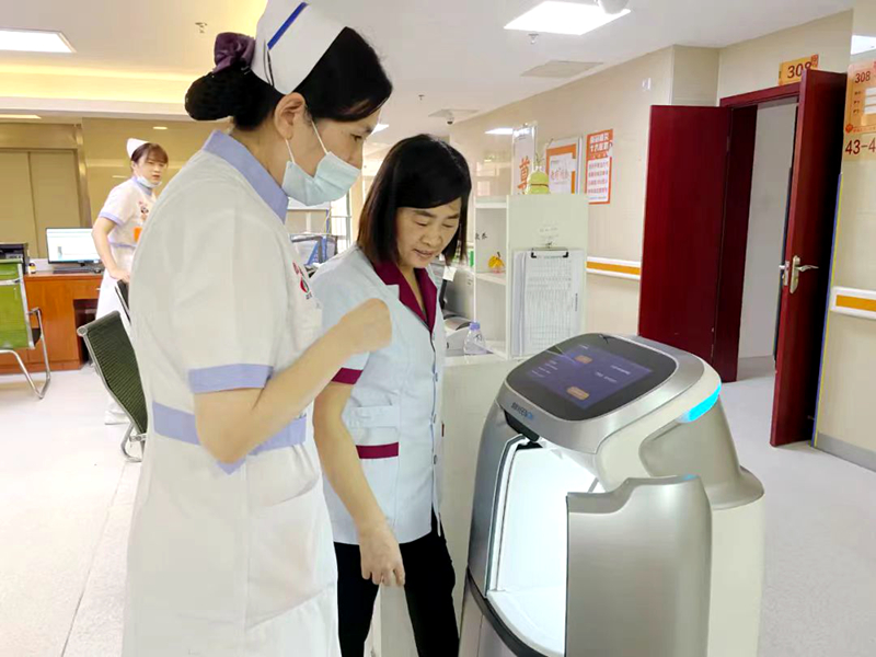 福建：科技赋能智慧养老 让“养老”变“享老”(图2)