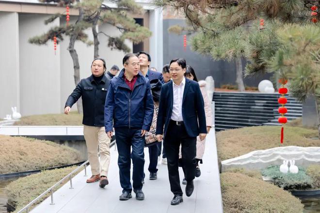 山东名企联合考察团走进南阳：共探“好房子”与康养融合新路径(图1)