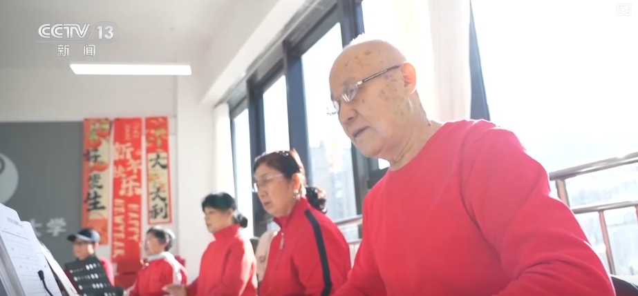 突破“养老=被动照护”旧框架 “银发经济”开辟更多增量市场(图9)