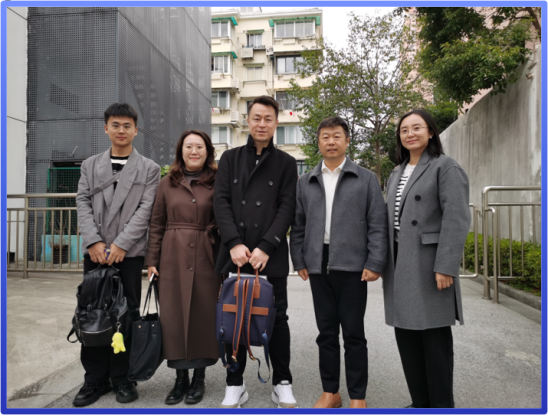 “数暖银龄云保颐年”项目智慧养老社会实践调研：破解数字鸿沟重塑老年幸福生活(图2)