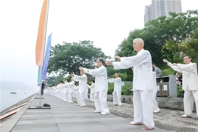 乾翔：以科技赋能重塑康养生态发展新格局(图1)