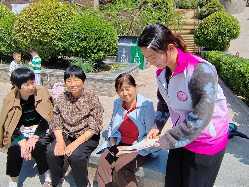 聊城大学商学院（质量学院）举办“情系桑榆暖夕阳调研助力养老梦”社会实践活动(图2)