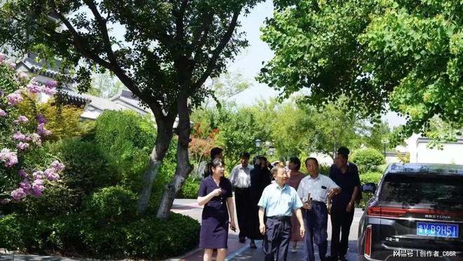 银龄夏韵·桃源康养行丨潍坊市退休老干部乐游小镇(图1)