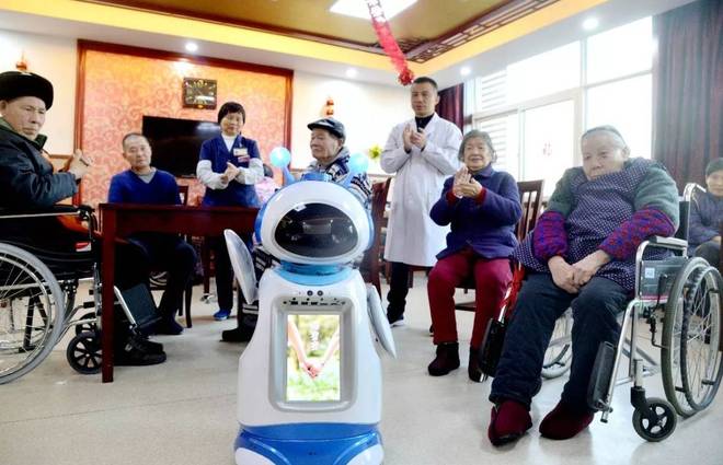 老龄化浪潮下的破局之钥：智慧养老的千亿蓝海(图3)