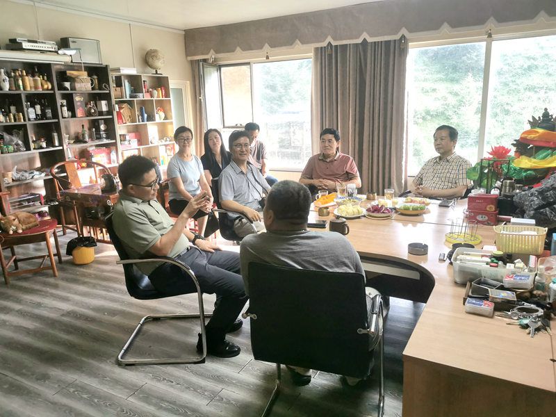 精忠智库专家团赴山西忻州五寨县调研清涟森林氧吧康养基地共绘乡村振兴康养新图景(图1)