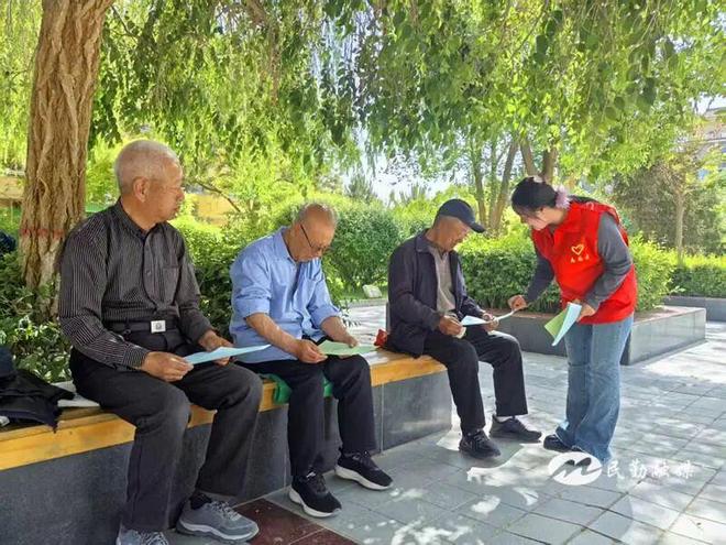 【民生福祉暖人心】高龄补贴“免申即享”民生暖意直达心坎——民勤县80周岁及以上老人福利实现“自动到账”(图1)