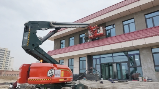 打造智慧医养综合体乌苏综合养老服务中心进入收尾攻坚期(图1)